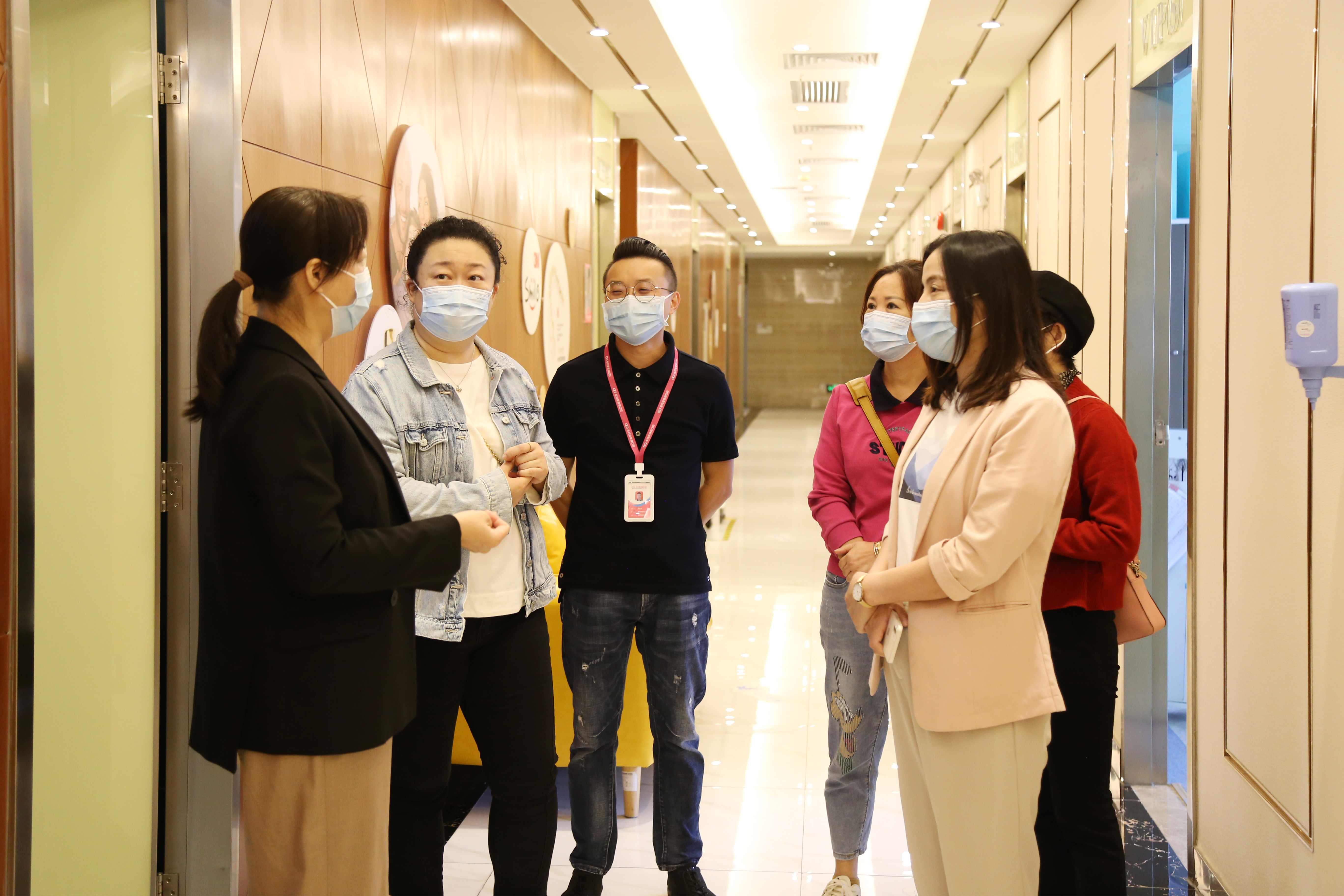 ?，攼?ài)康健口腔未來(lái)將與市志愿服務(wù)基金會(huì)共建U站，弘揚(yáng)志愿者服務(wù)精神